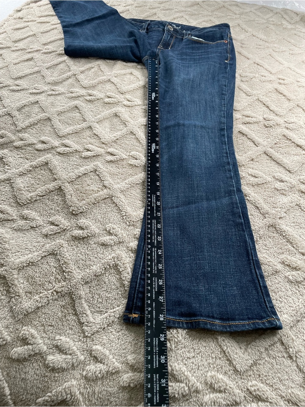 American Eagle Outfitters   Blue Flare Jeans
Size 10 Short Weekender - Picture 5 of 10